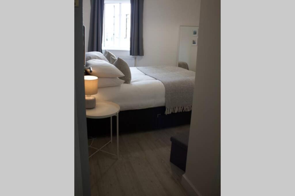 Apartments In The Heart Of Пензанс Екстериор снимка