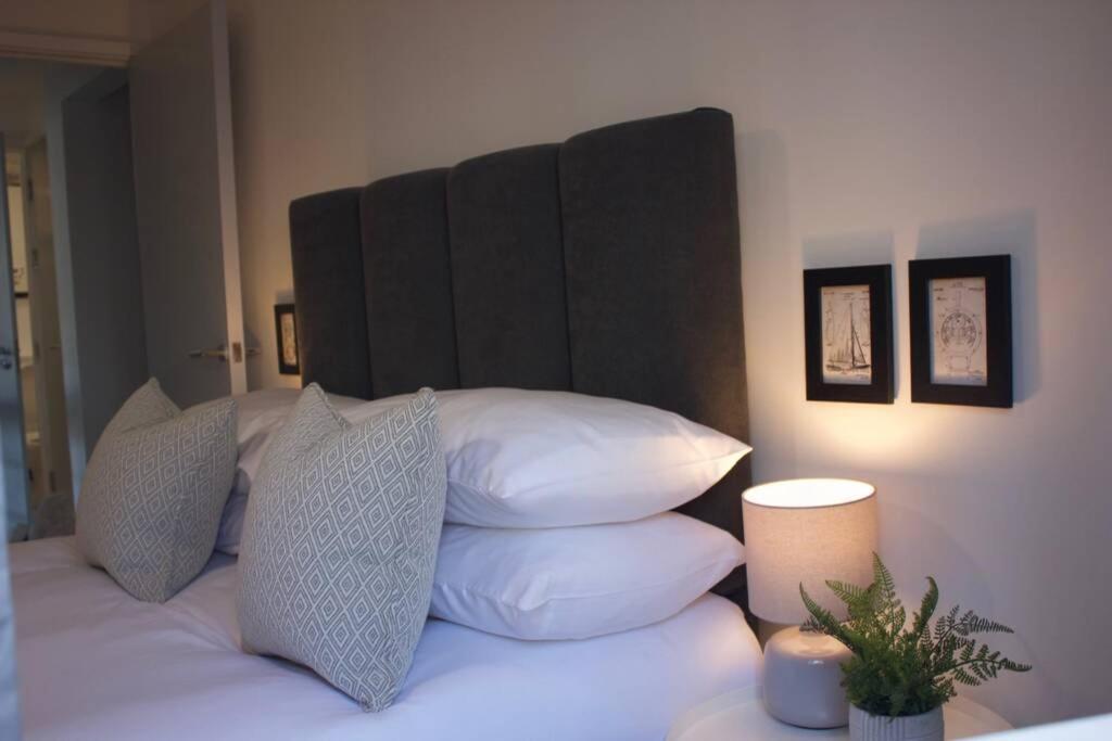 Apartments In The Heart Of Пензанс Екстериор снимка