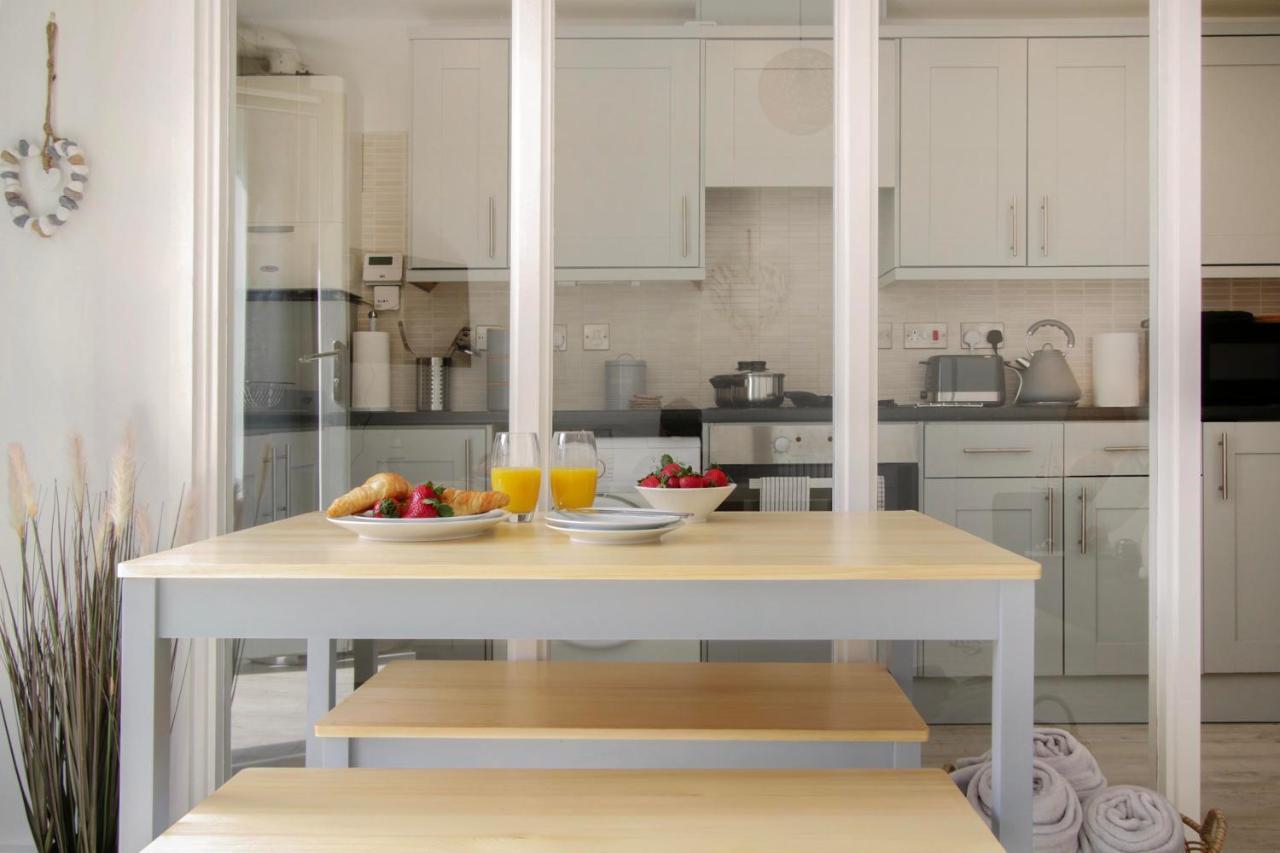 Apartments In The Heart Of Пензанс Екстериор снимка