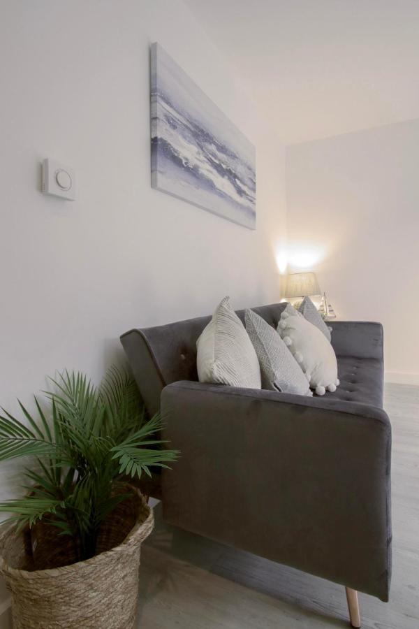 Apartments In The Heart Of Пензанс Екстериор снимка