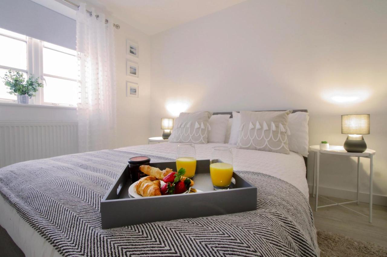 Apartments In The Heart Of Пензанс Екстериор снимка