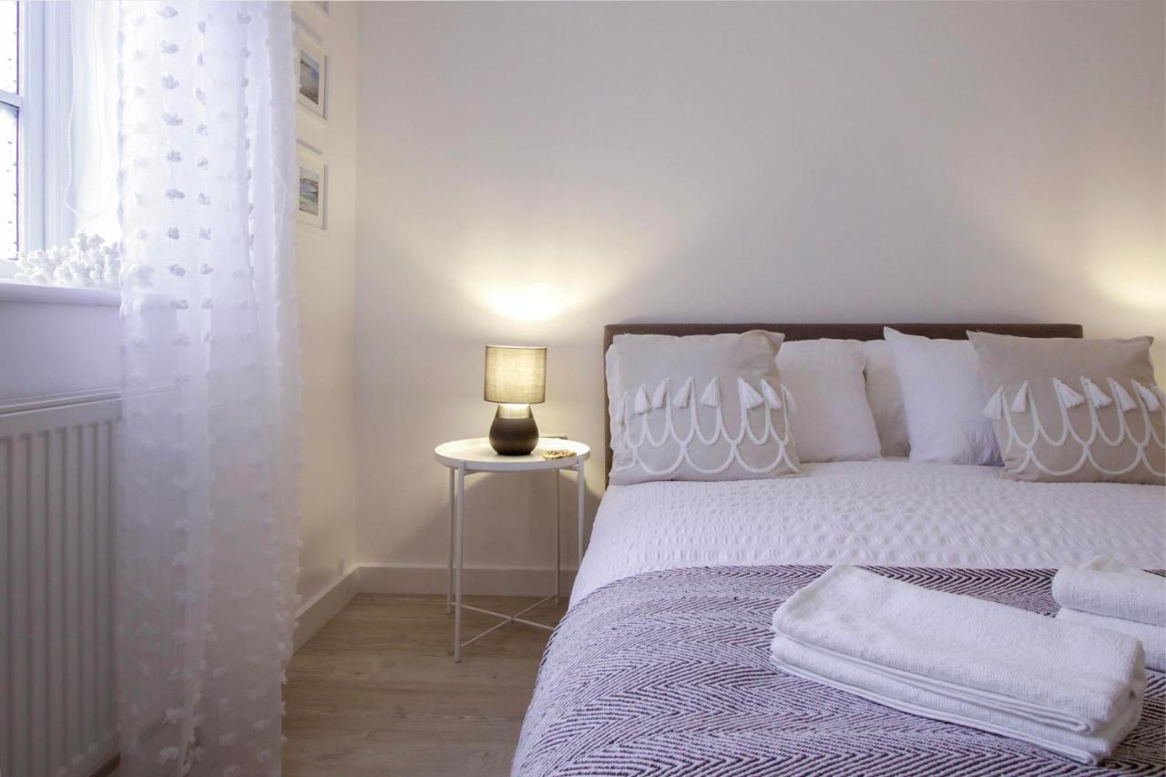 Apartments In The Heart Of Пензанс Екстериор снимка