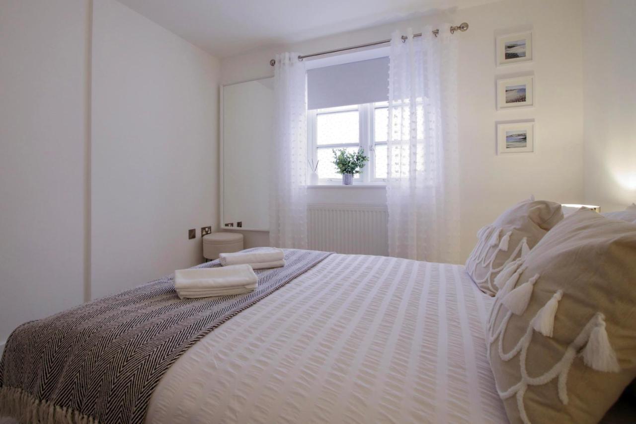 Apartments In The Heart Of Пензанс Екстериор снимка